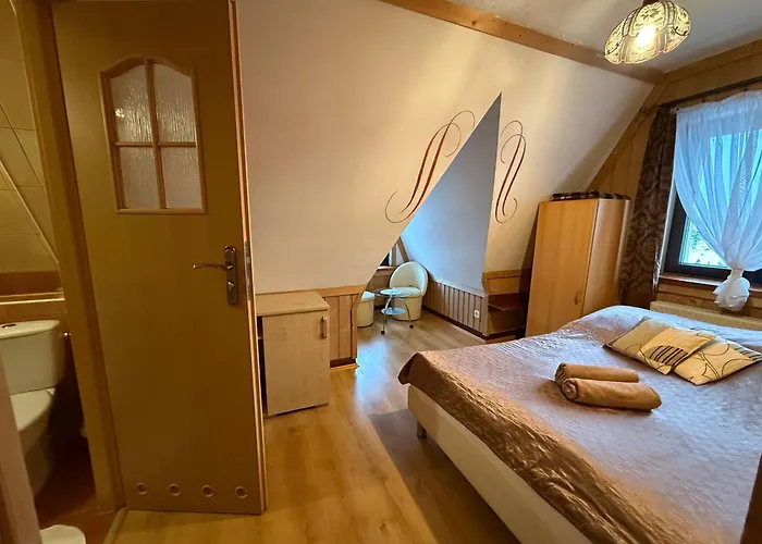 Δωμάτια σε οικογενειακή κατοικία Janka Gorny